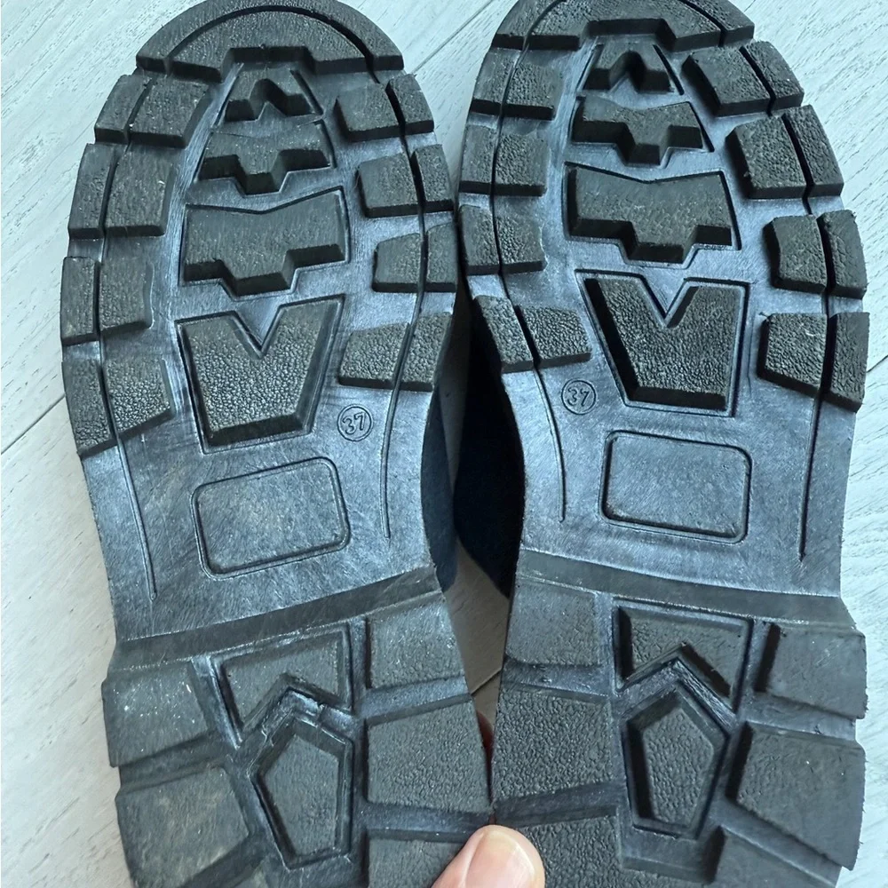 Black Women's Flats by - Picture 3 of 6